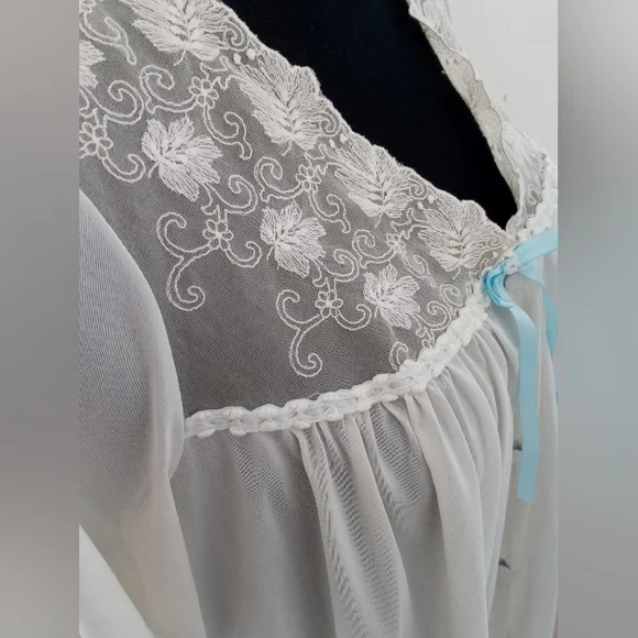 Vanity Fair 60s Vintage Babydoll Nightgown Lace Blue Bow. Made In USA. Excellent - Picture 6 of 12